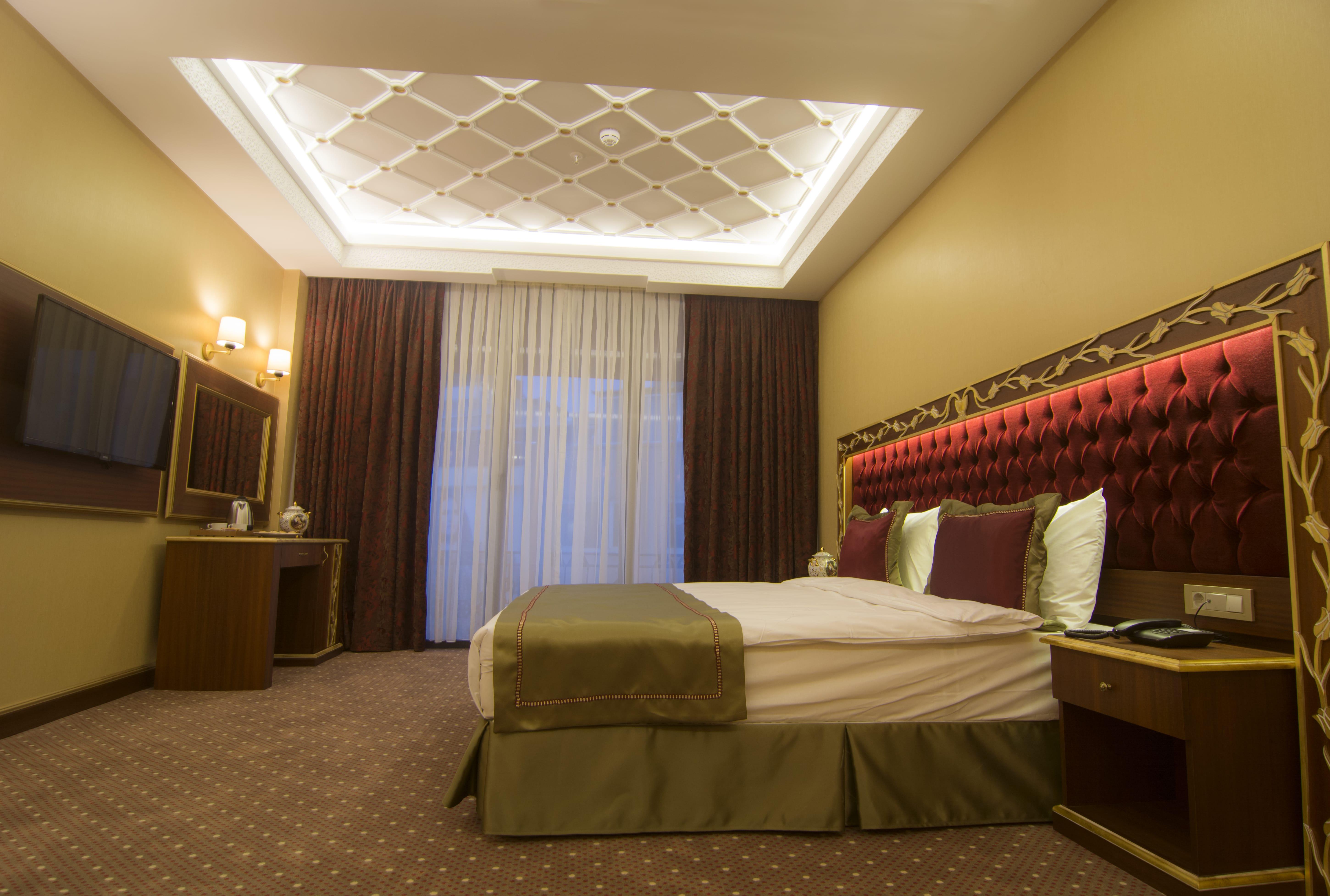 Mb Deluxe Hotel Истанбул Екстериор снимка