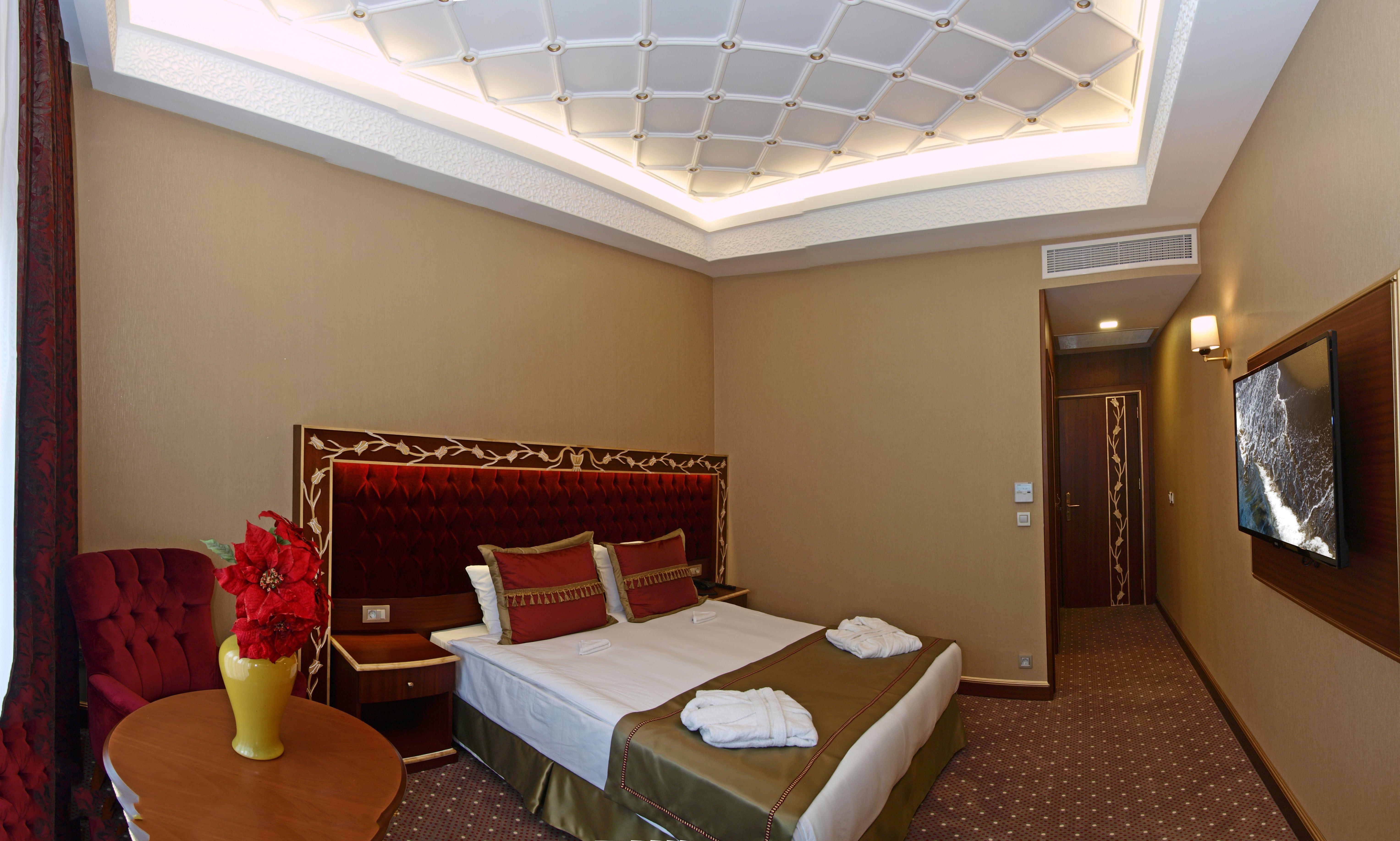 Mb Deluxe Hotel Истанбул Екстериор снимка