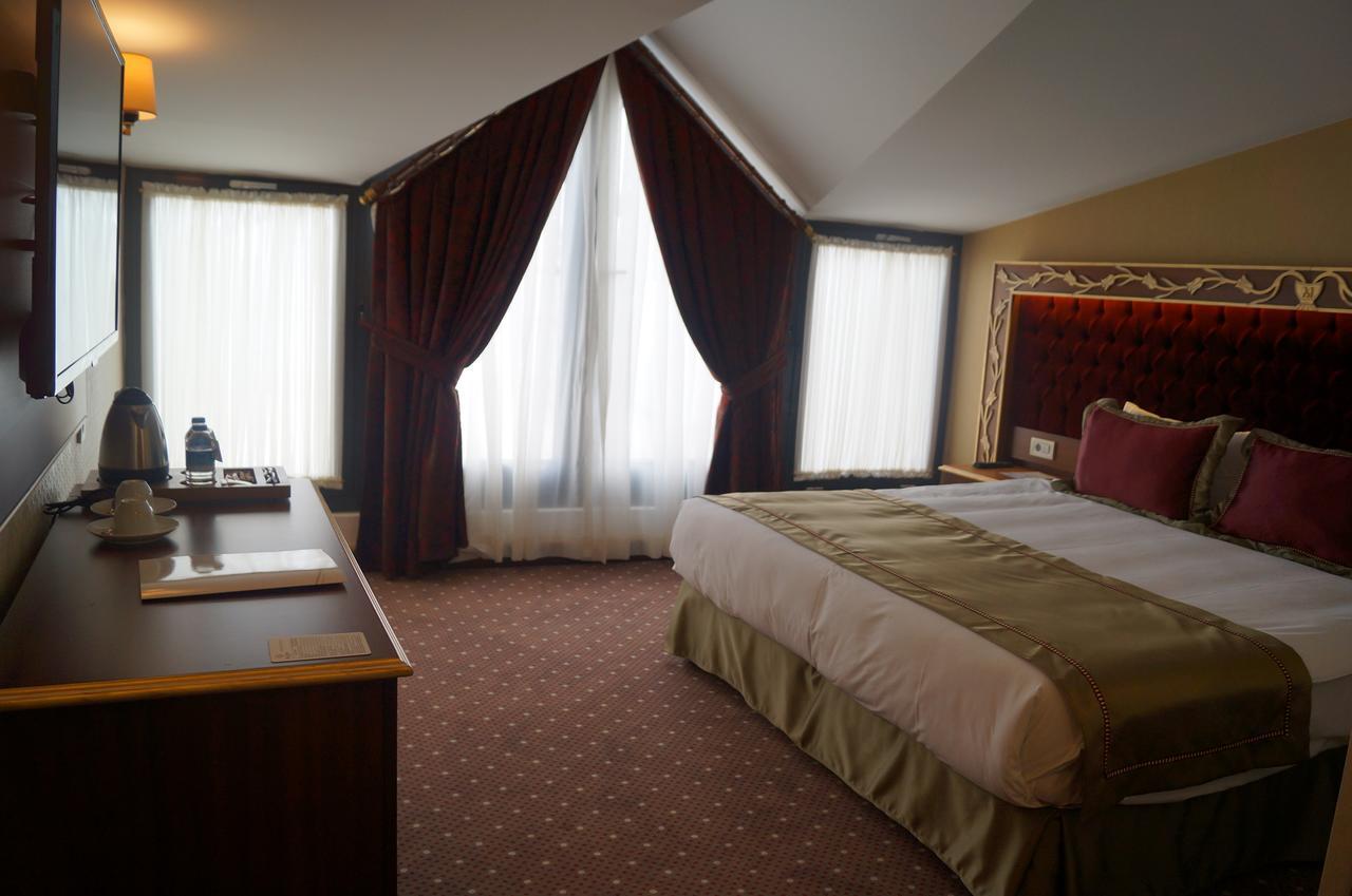 Mb Deluxe Hotel Истанбул Екстериор снимка