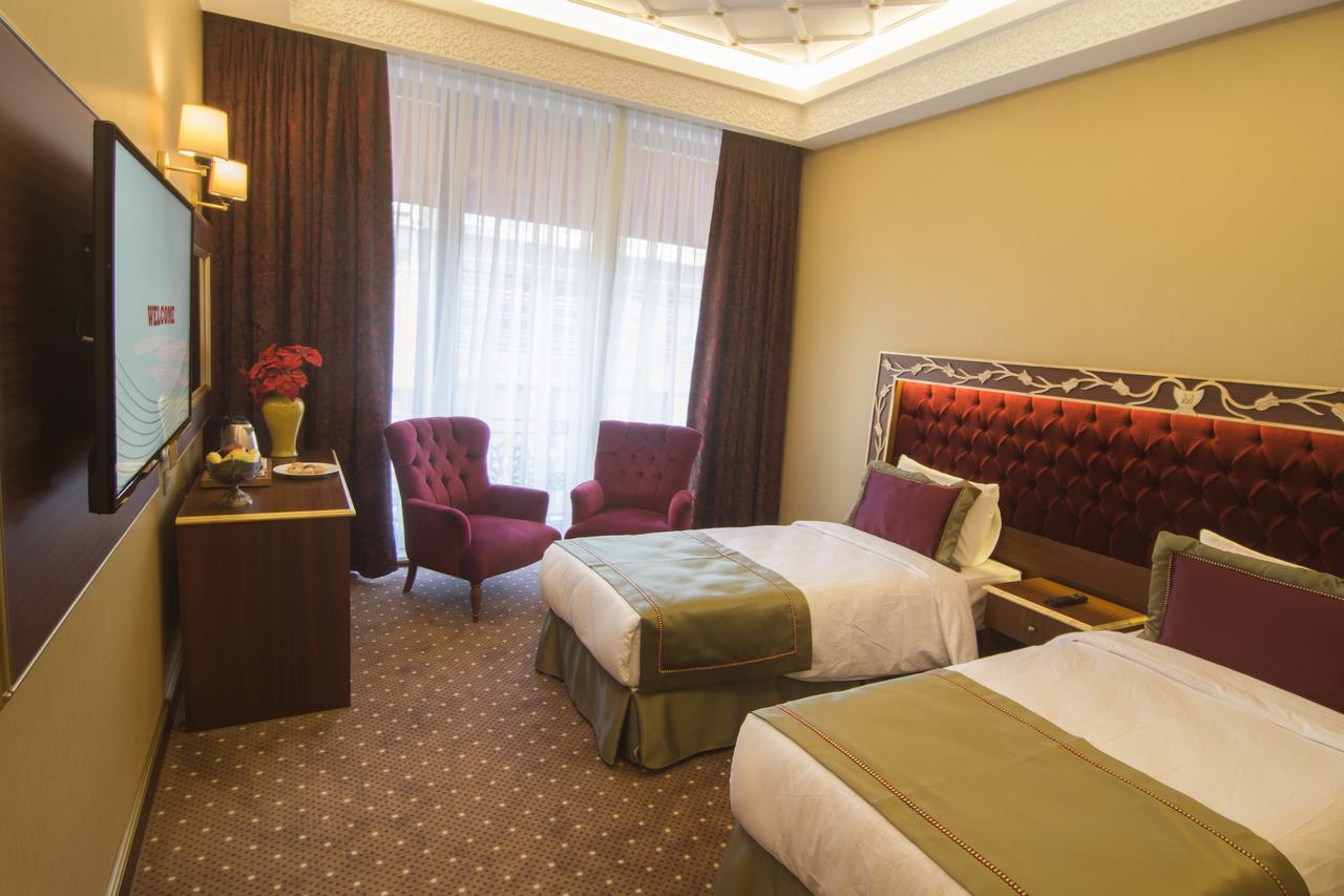 Mb Deluxe Hotel Истанбул Екстериор снимка
