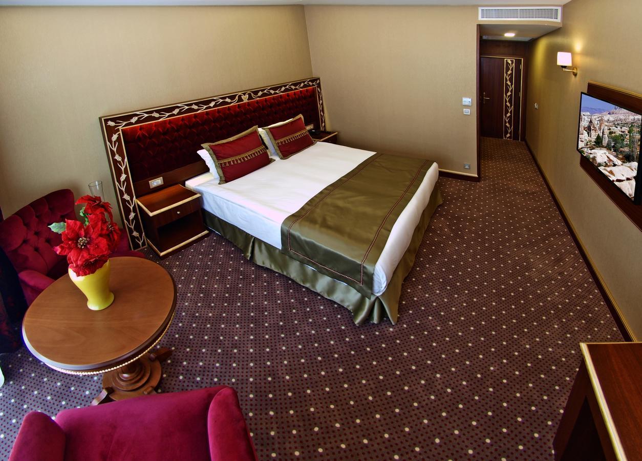 Mb Deluxe Hotel Истанбул Екстериор снимка